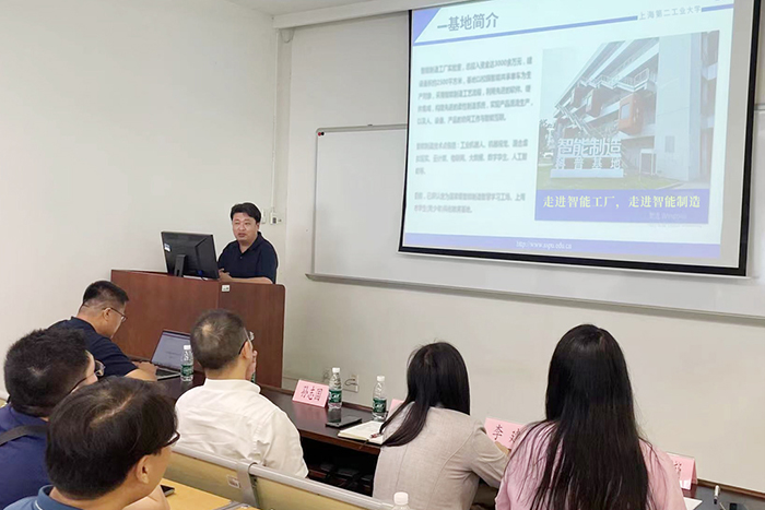 “創(chuàng)在滬上 贏在昆山”走進上海第二工業(yè)大學(xué)專場技術(shù)對接會成功舉辦-7.jpg