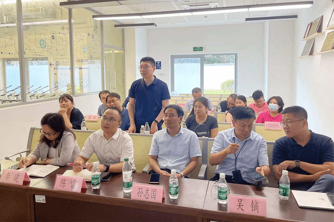 “創(chuàng)在滬上 贏在昆山”走進上海第二工業(yè)大學(xué)專場技術(shù)對接會成功舉辦-gif-1.jpg